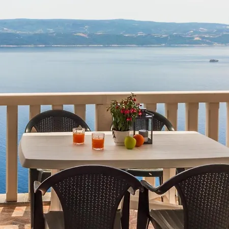Panoramic Oasis In Appartement Celina